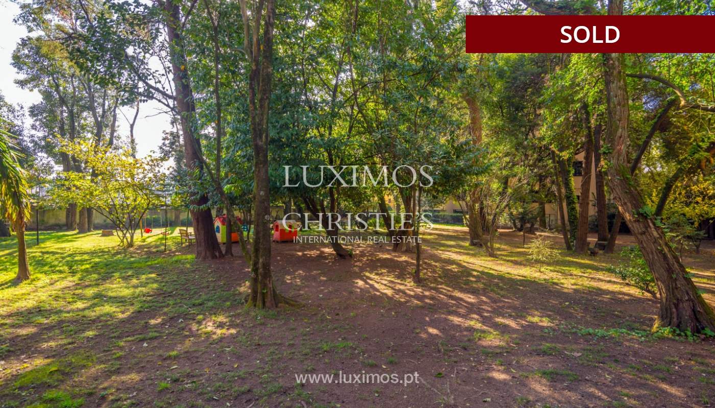 Apartamento con balcón, en venta, en Boavista, Portugal_155600