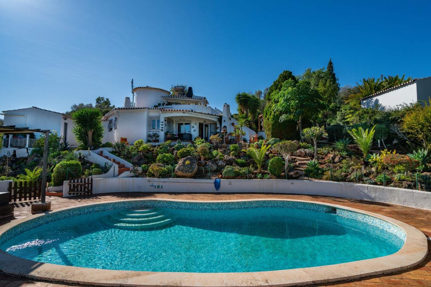 LUXIMOS Christie’s Luxury Real Estate Algarve, Porto, North Portugal