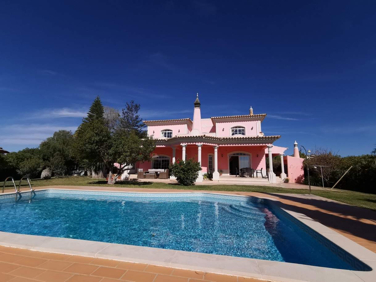 Bauernhof mit 4-Schlafzimmer-Villa und großem Grundstück, Boliqueime, Algarve_158057