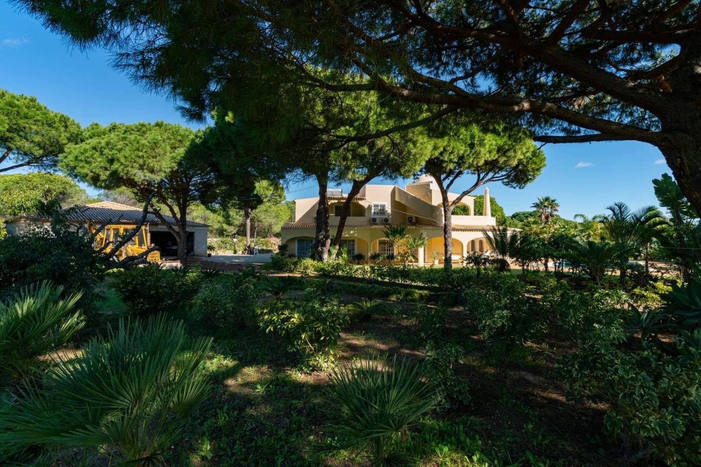 Moradia V6 com piscina e um amplo jardim, Quinta do Lago, Algarve_158193