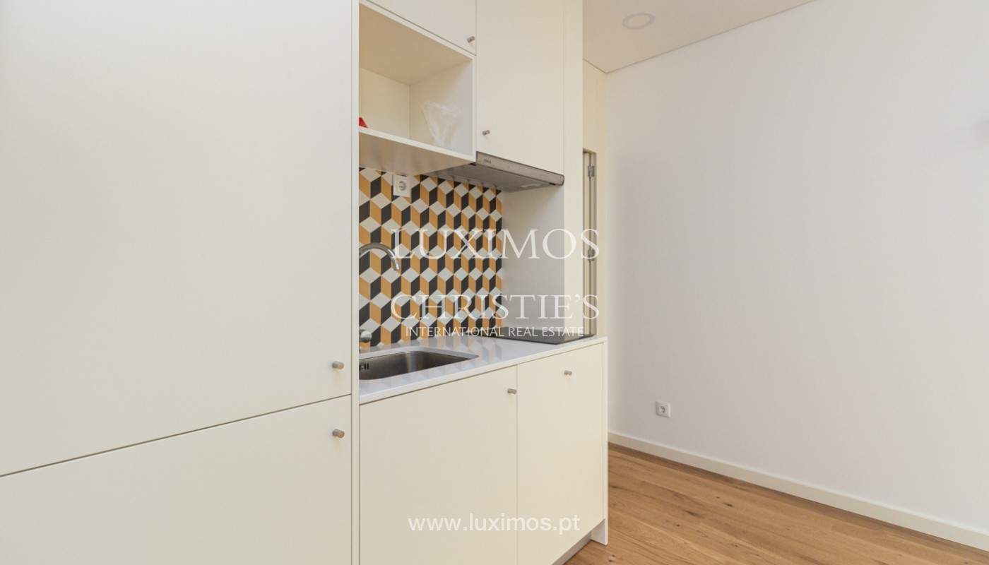 Apartamento com jardim, para venda, no Centro do Porto, Portugal_160999
