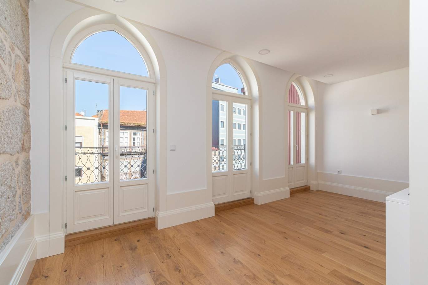 Wohnung mit Terrasse, zu verkaufen, im Zentrum von Porto, Portugal_161094
