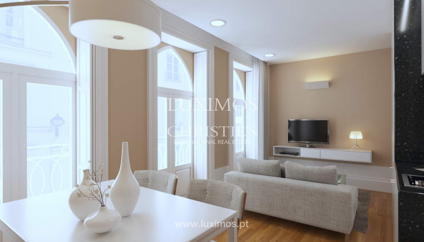 Apartamento com terraço, para venda, no Centro do Porto_161126