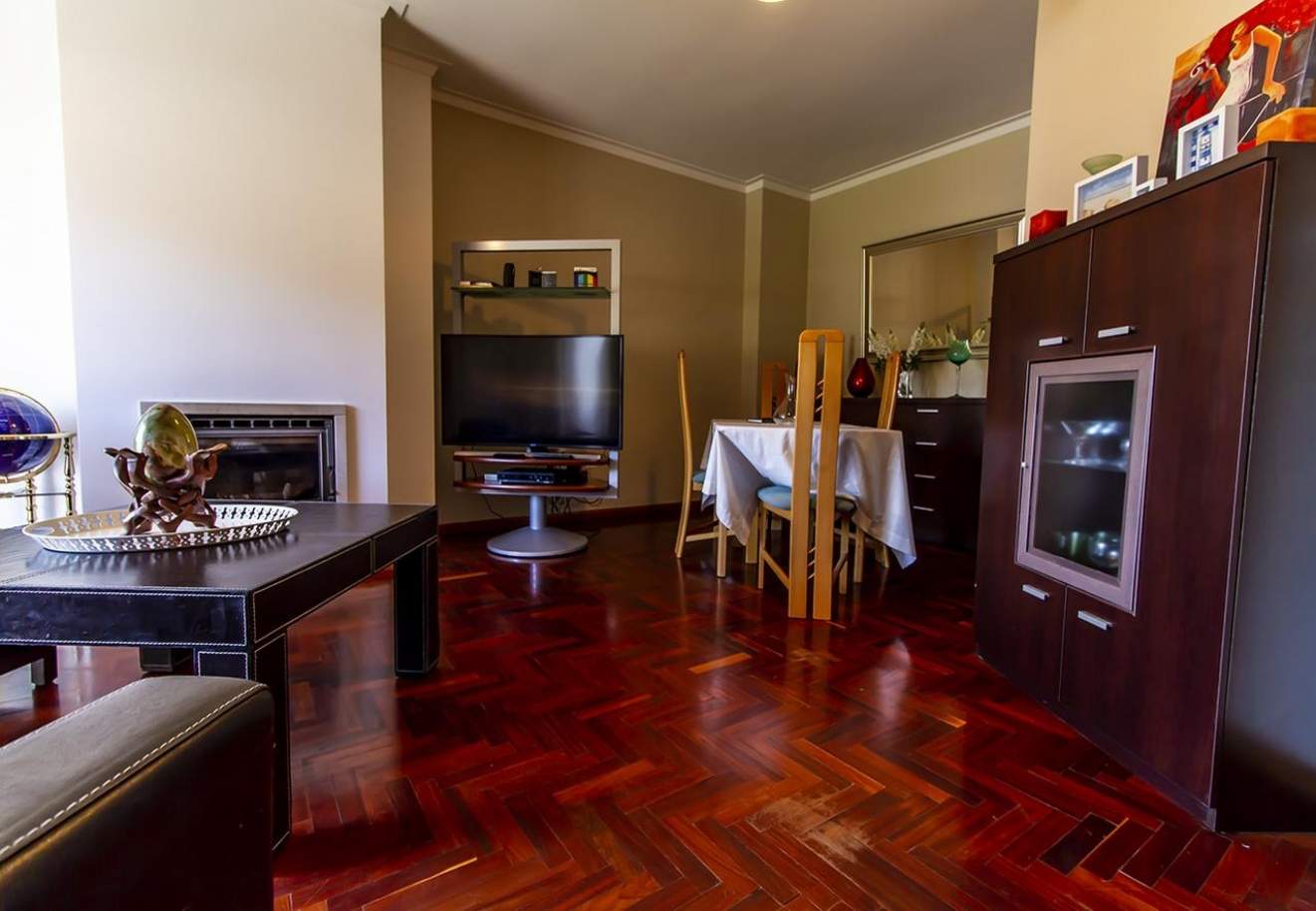 Apartamento Duplex, para venda, no centro de Vila Nova de Gaia_162095