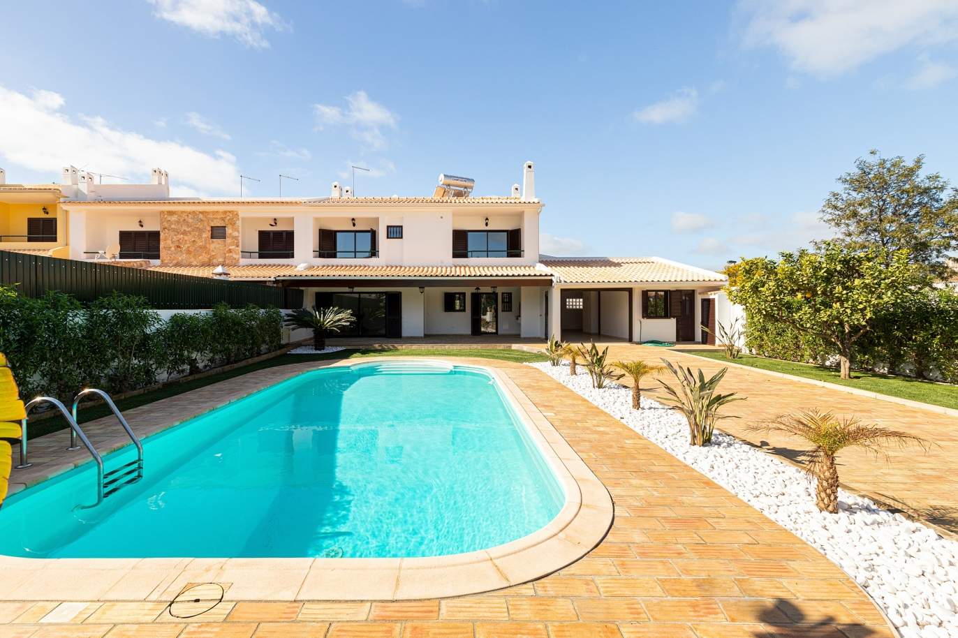 4 Bedroom Villa, renovated with swimming pool, Albufeira _162570