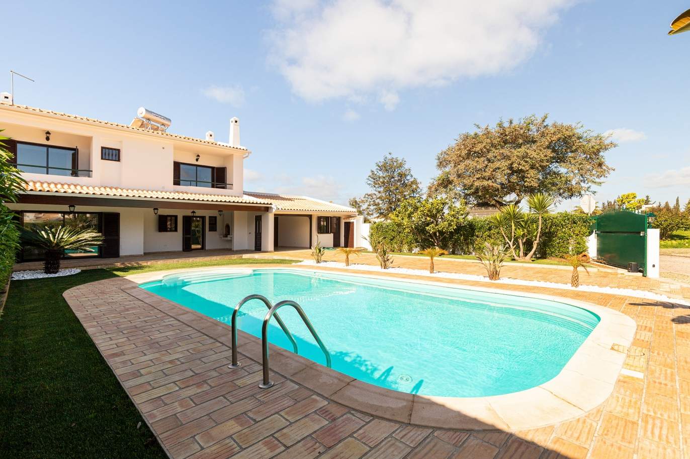 4 Bedroom Villa, renovated with swimming pool, Albufeira _162572