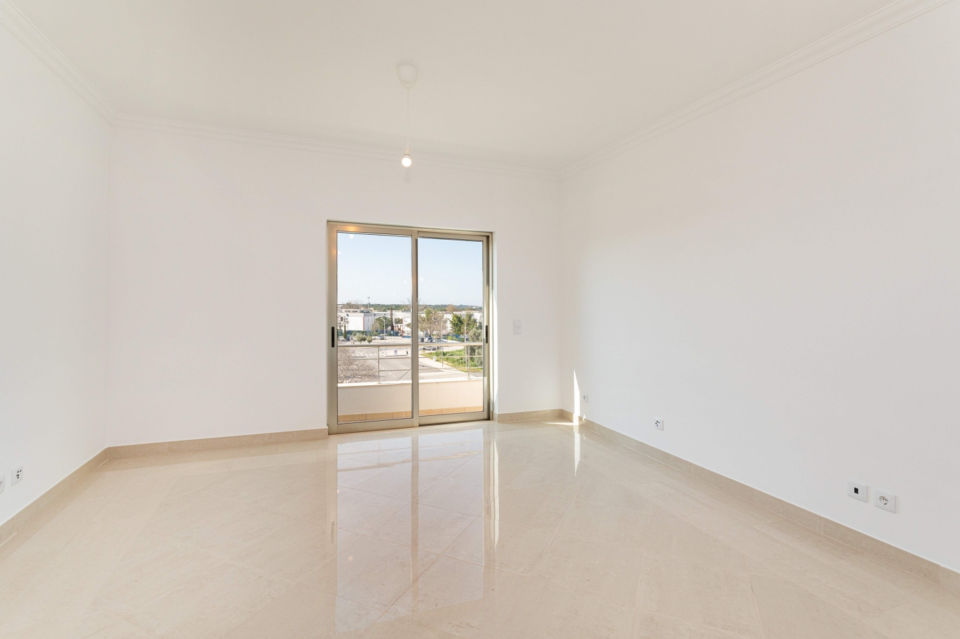 Novo Apartamento T2, Centro de Almancil, Algarve_164047
