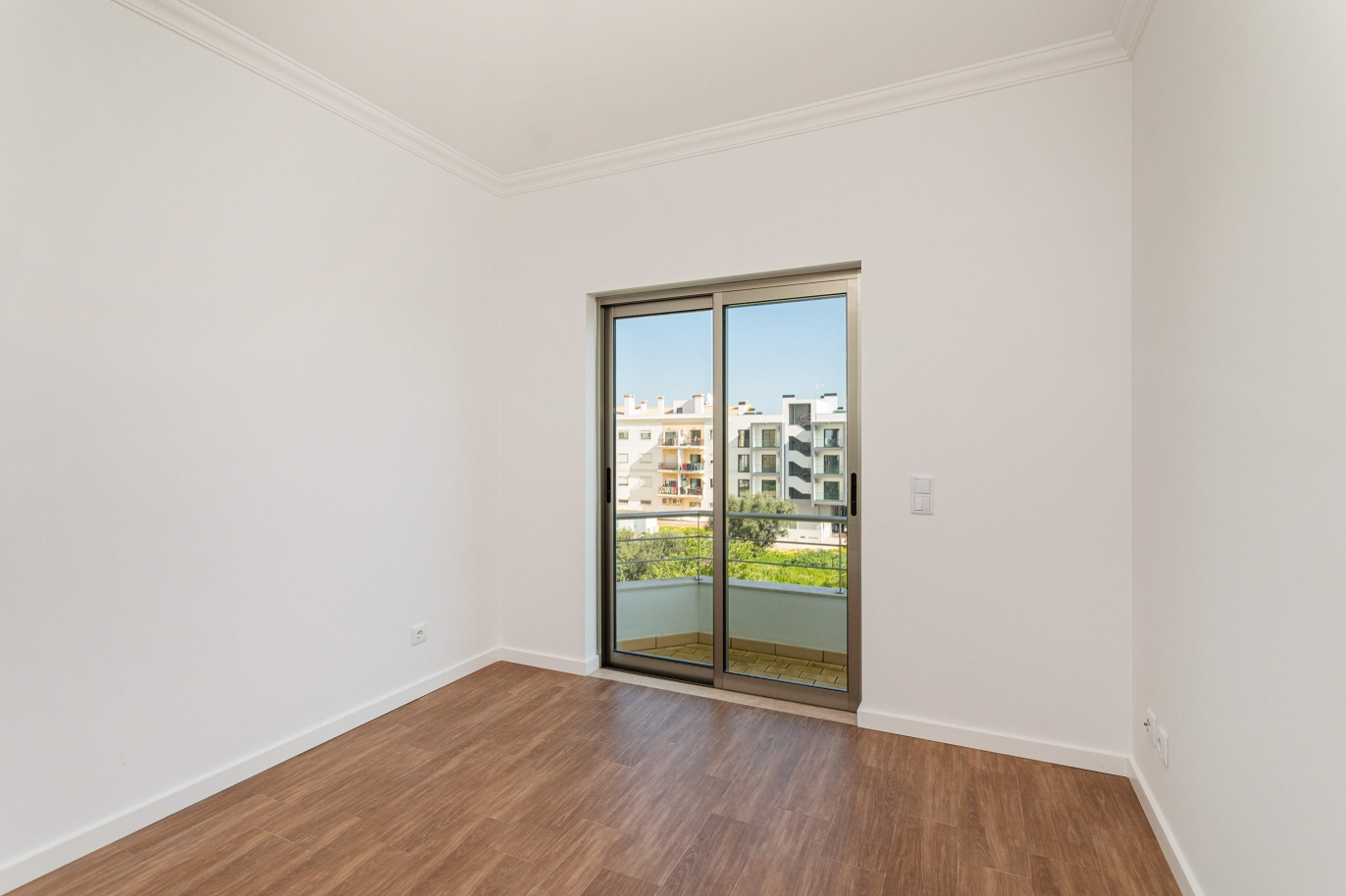 Novo Apartamento T2, Centro de Almancil, Algarve_164052