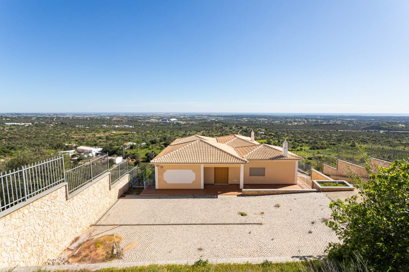 Neue Villa, Berg- und Meerblick, zu verkaufen, Santa Barbara de Nexe_165357