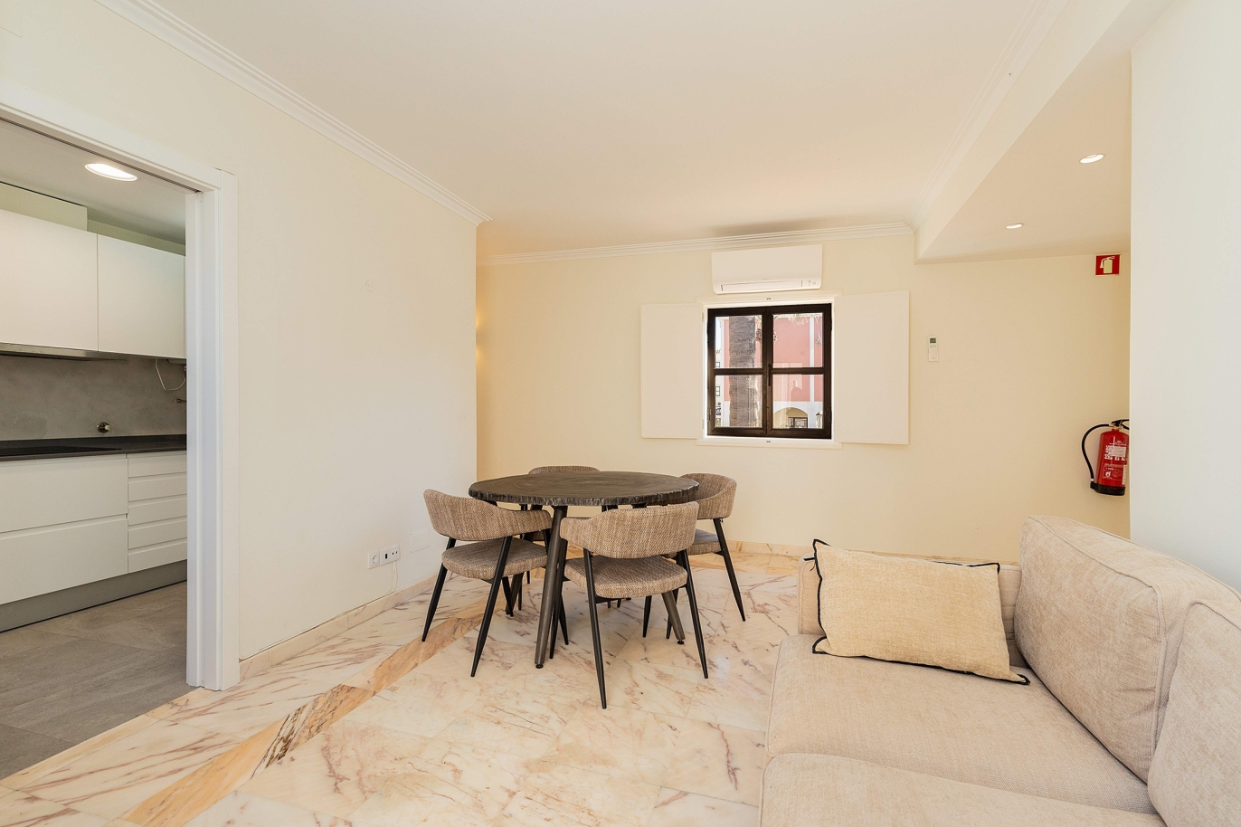 2 bedroom apartment, Vilamoura Marina, Algarve_165437