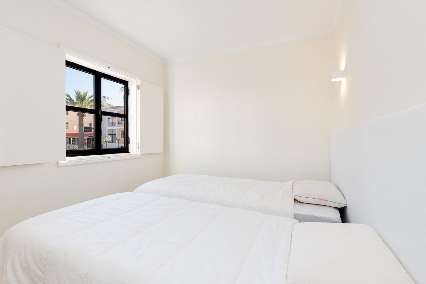 Apartamento de 2 dormitorios, puerto deportivo de Vilamoura, Algarve_165447