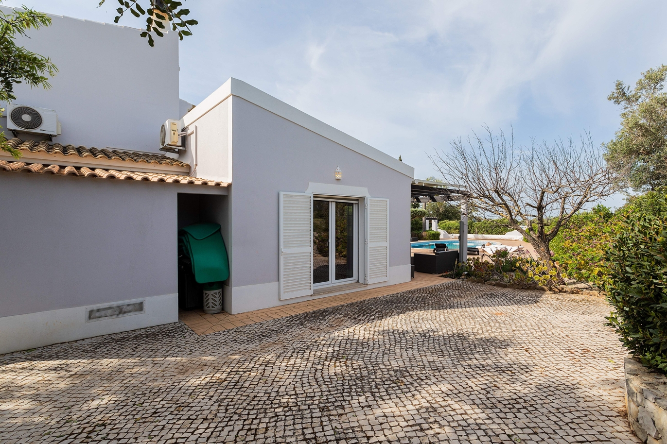 Villa with sea view and swimming pool, Loulé, Algarve_166327