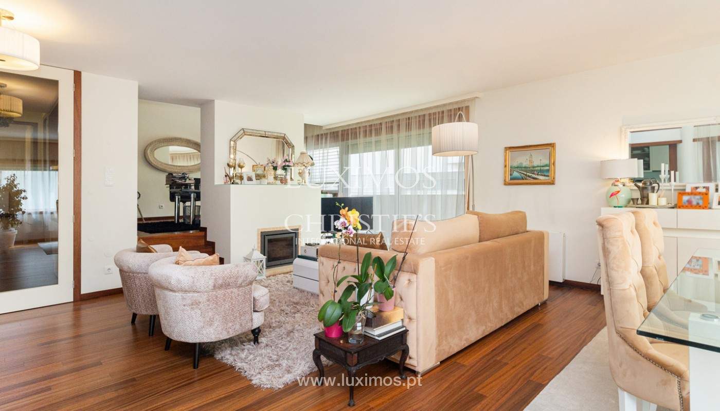 Appartement de luxe avec balcon, à vendre, à Serralves, Porto, Portugal_166336
