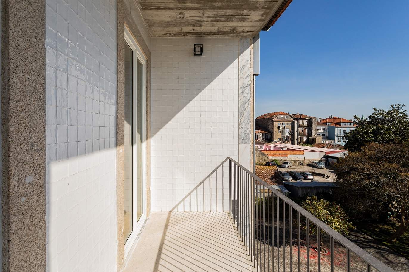 NEW LUXURY STUDIO APARTMENTS IN ÁLVARES CABRAL, CENTRE PORTO, PORTUGAL_166437