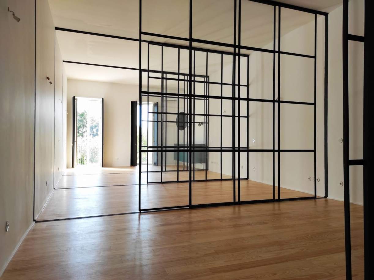 NEW LUXURY STUDIO APARTMENTS IN ÁLVARES CABRAL, CENTRE PORTO, PORTUGAL_166439