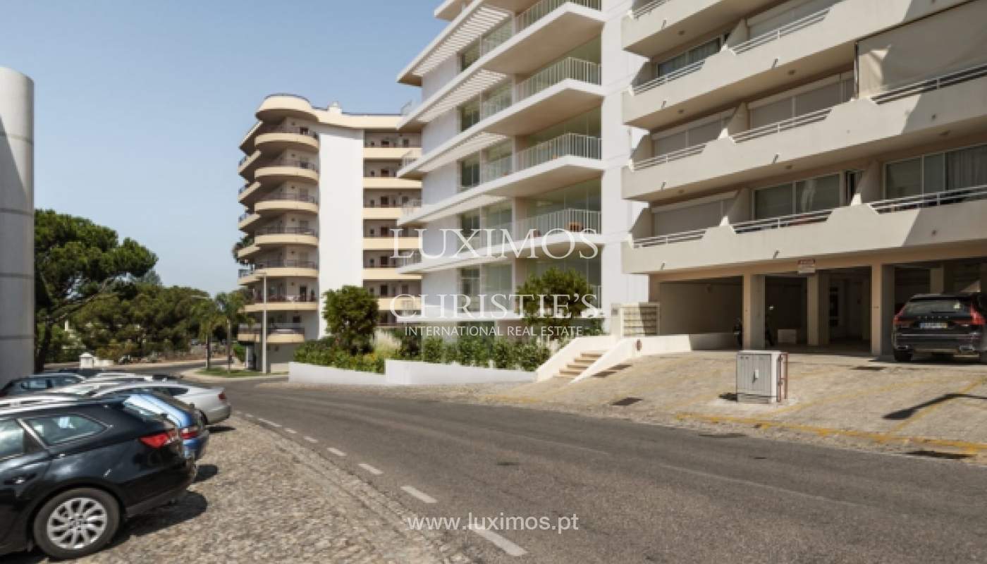 Apartamento de 3 dormitorios con vistas al mar, condominio cerrado, Vilamoura, Algarve_171071