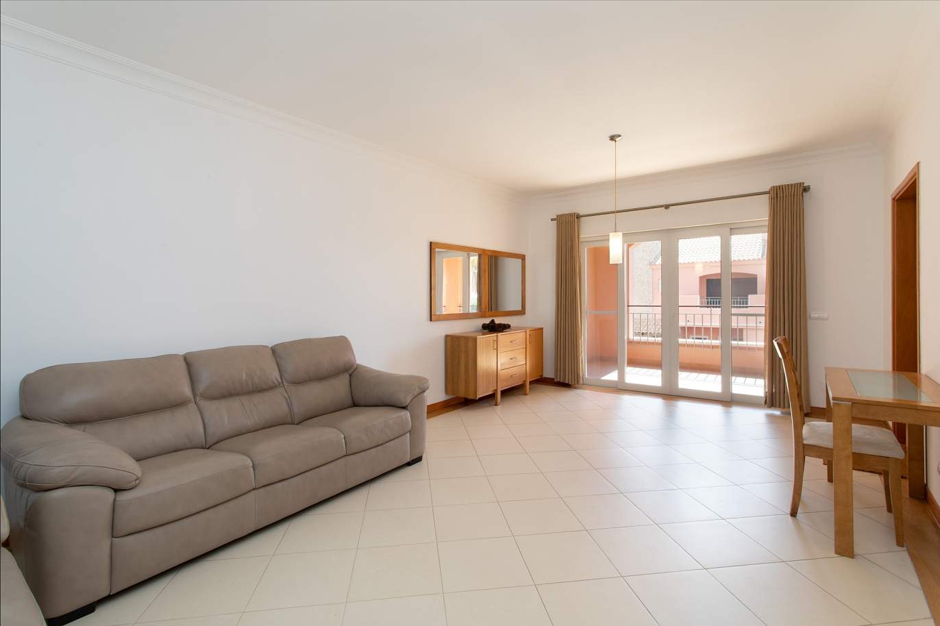Apartamento de 2 dormitorios, condominio cerrado, Vilamoura, Algarve_171712
