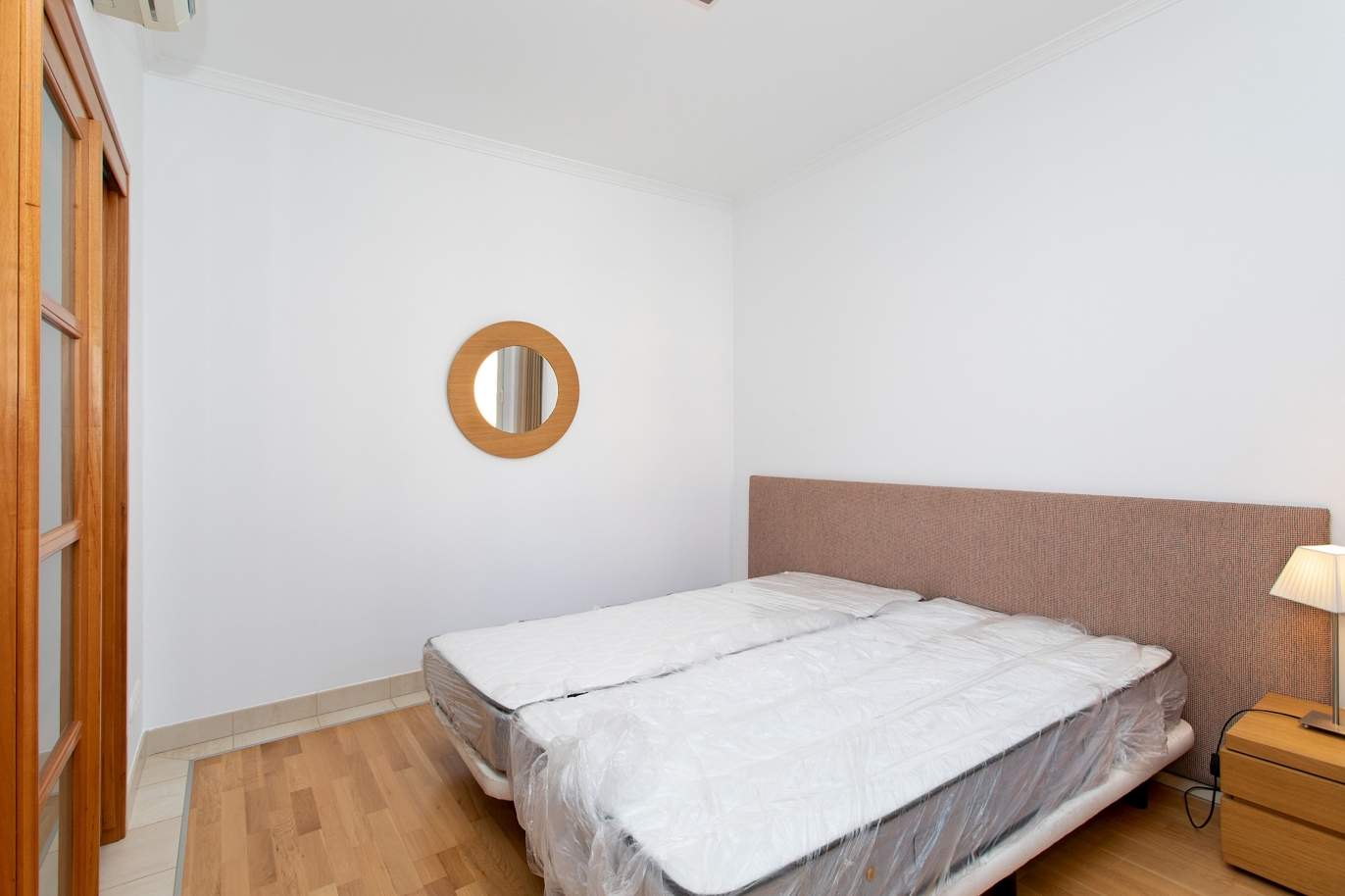 Apartamento de 2 dormitorios, condominio cerrado, Vilamoura, Algarve_171724