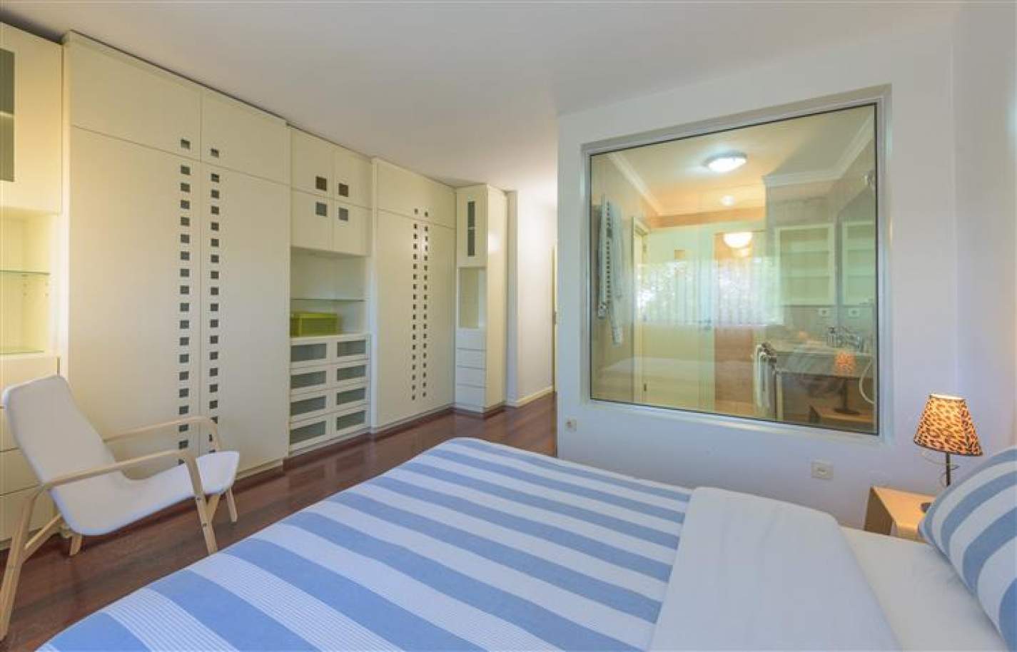 3-Schlafzimmer-Villa mit Garage, zu verkaufen, in Foz Velha, Porto, Portugal_172030