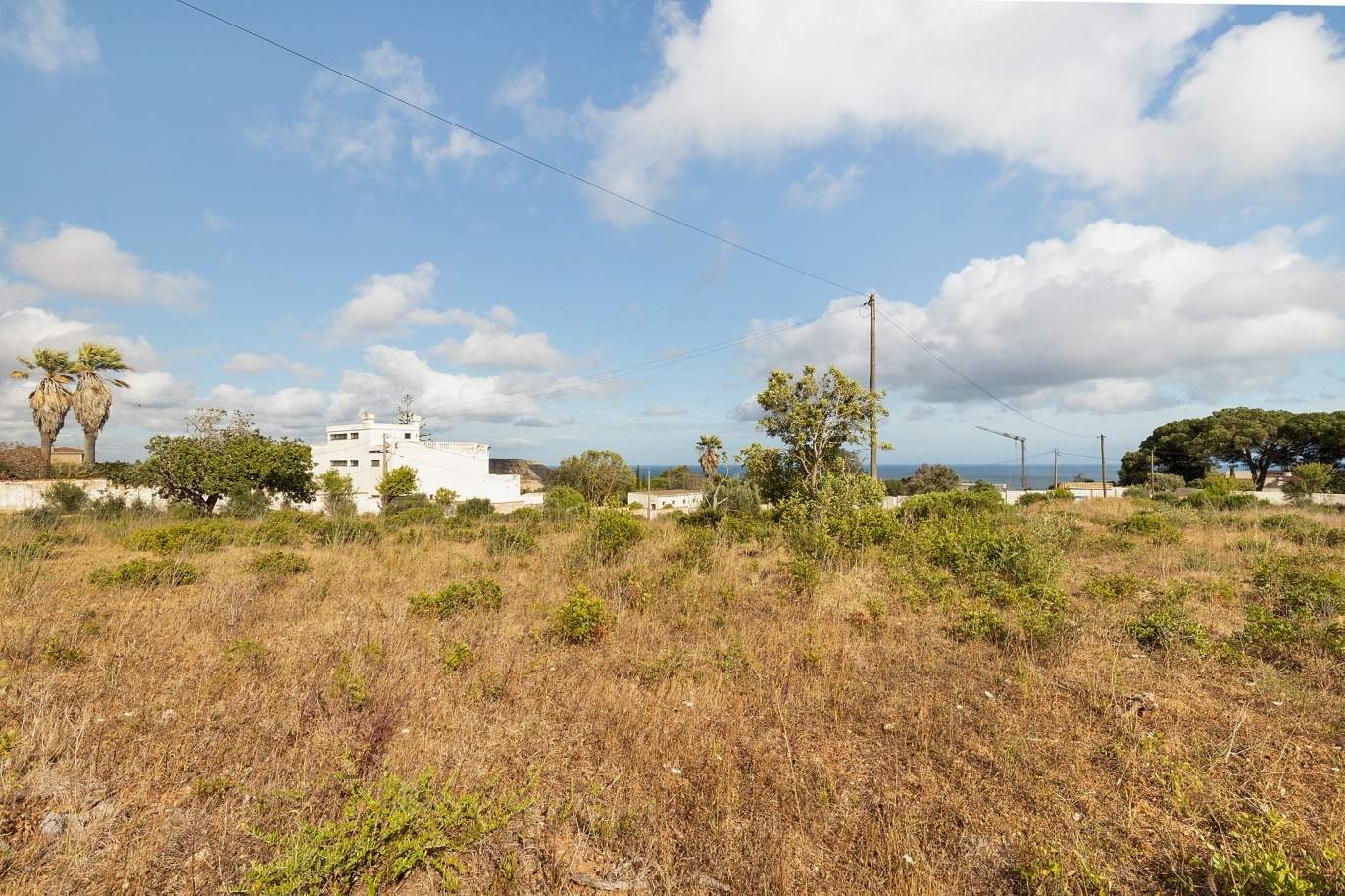 Plot of land, with possibility of construction, Praia da Luz, Algarve_172817