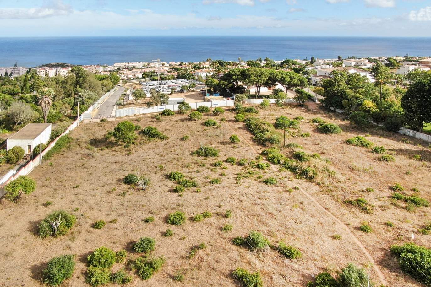 Plot of land, with possibility of construction, Praia da Luz, Algarve_172836