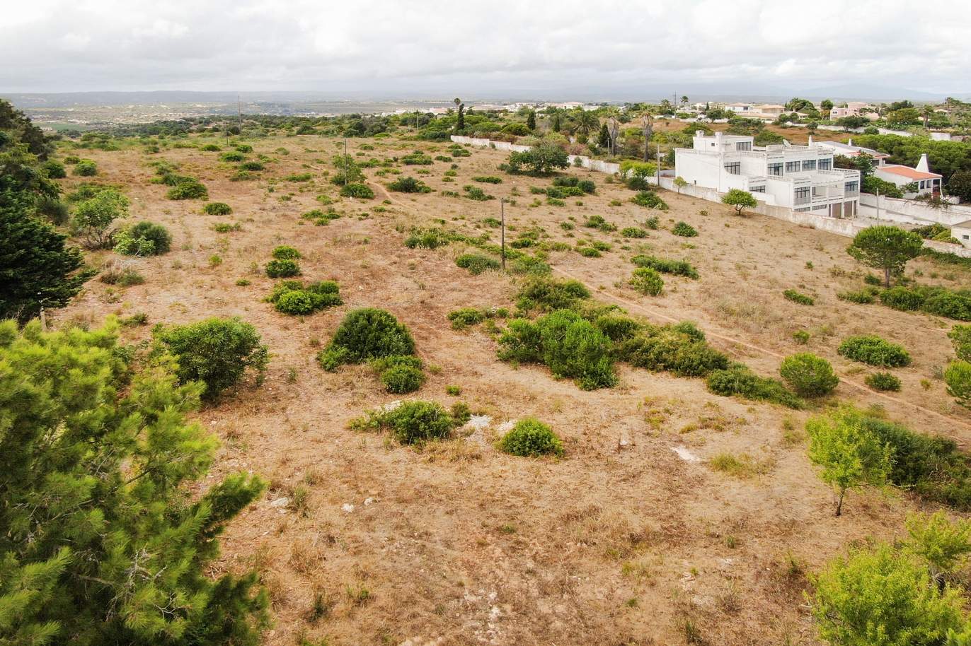 Plot of land, with possibility of construction, Praia da Luz, Algarve_172862