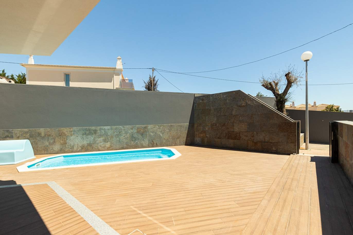 Neue Villa mit Pool zu verkaufen in Albufeira, Algarve, Portugal_173943