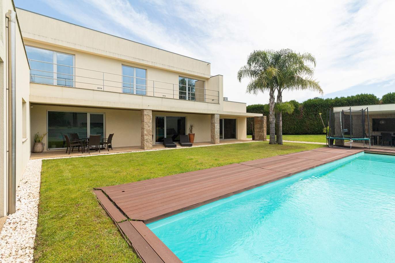 Villa mit Pool und Garten, zu verkaufen, in Avintes, V. N. Gaia, Portugal_174056