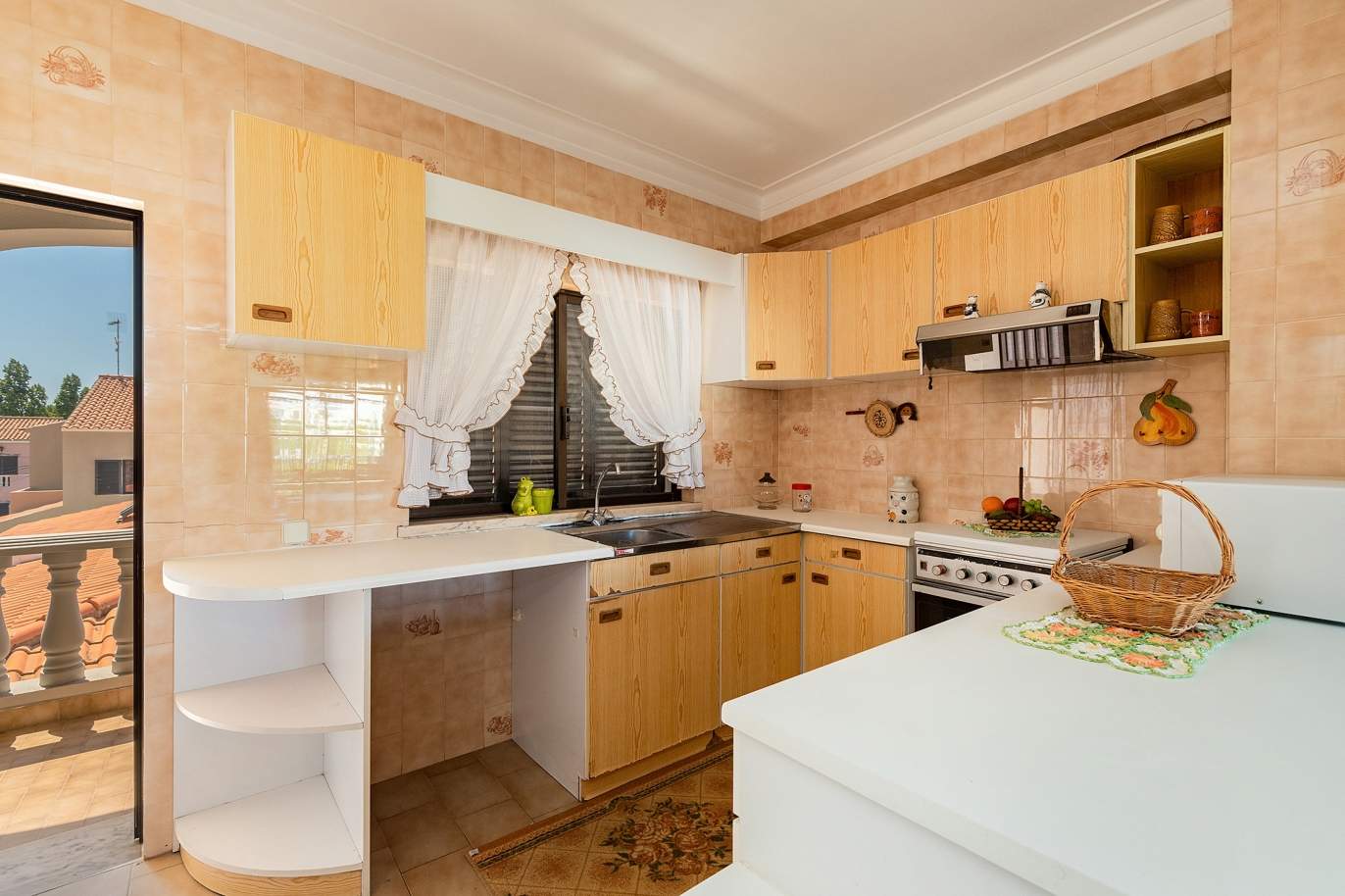 4+1 bedroom villa, near the center of Loulé, Algarve_174596