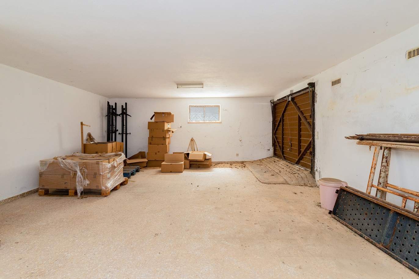 4+1-Schlafzimmer-Villa, nahe dem Zentrum von Loulé, Algarve_174607