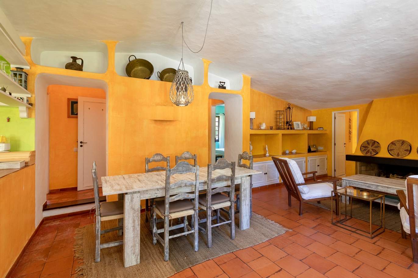4 bedroom villa, with garden and terrace, Albufeira, Algarve_174663