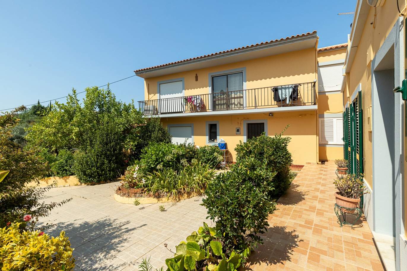 Property with large plot and 2 villas, Almancil, Algarve_174898