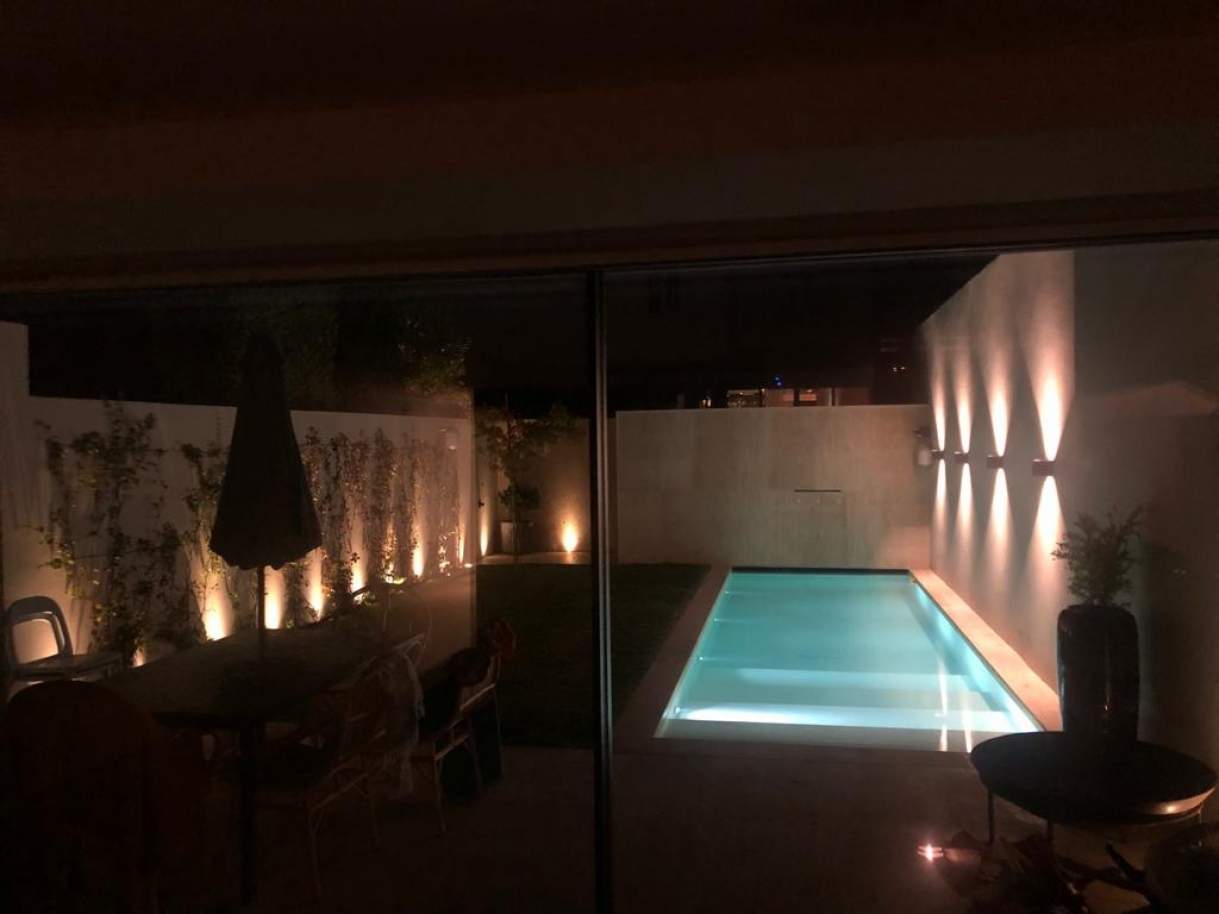 Modern luxury villa, for sale, in Foz do Douro, Porto, Portugal_175089