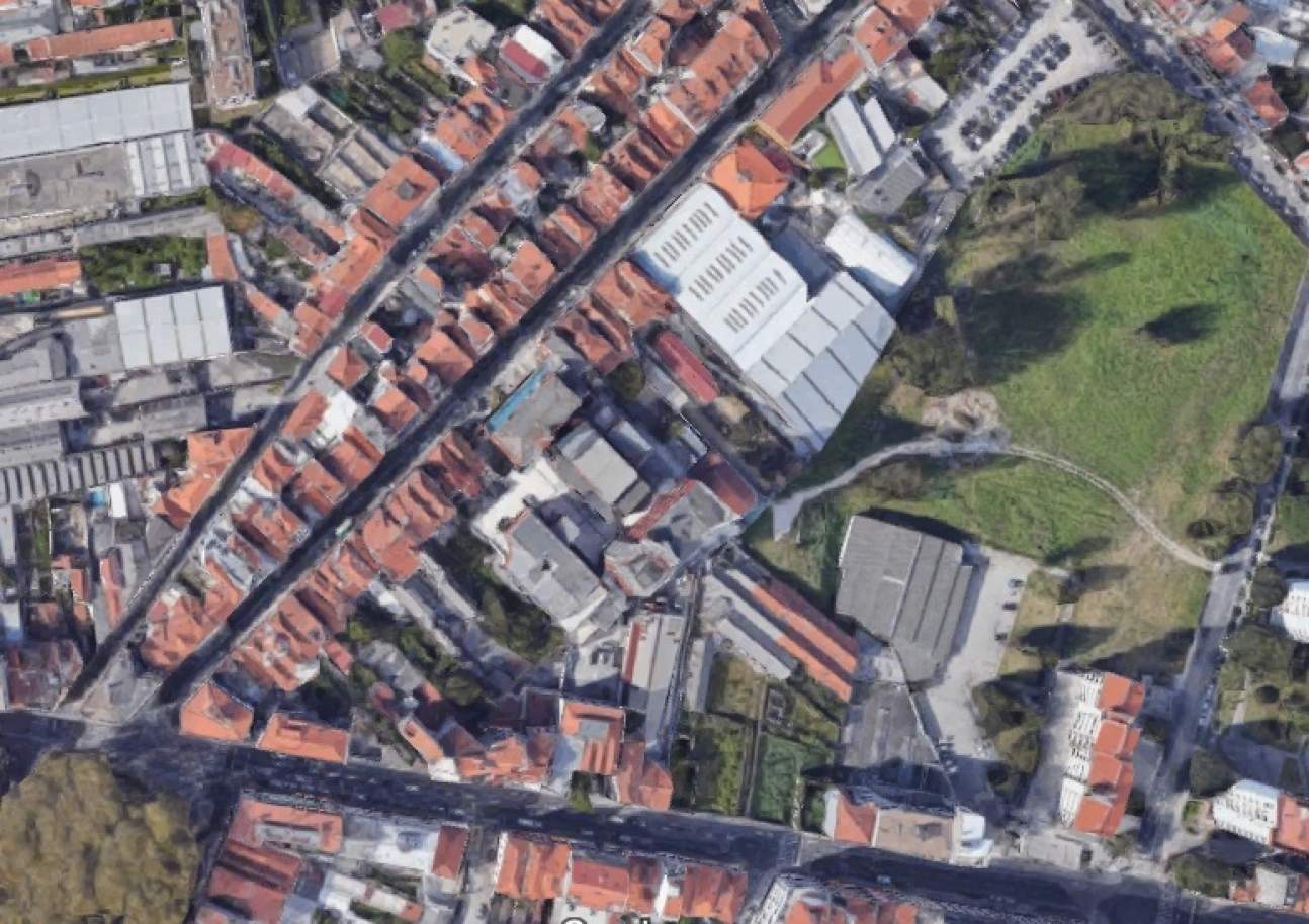 Gebäude mit genehmigtem Projekt, zu verkaufen, im Zentrum von Porto, Portugal_176511