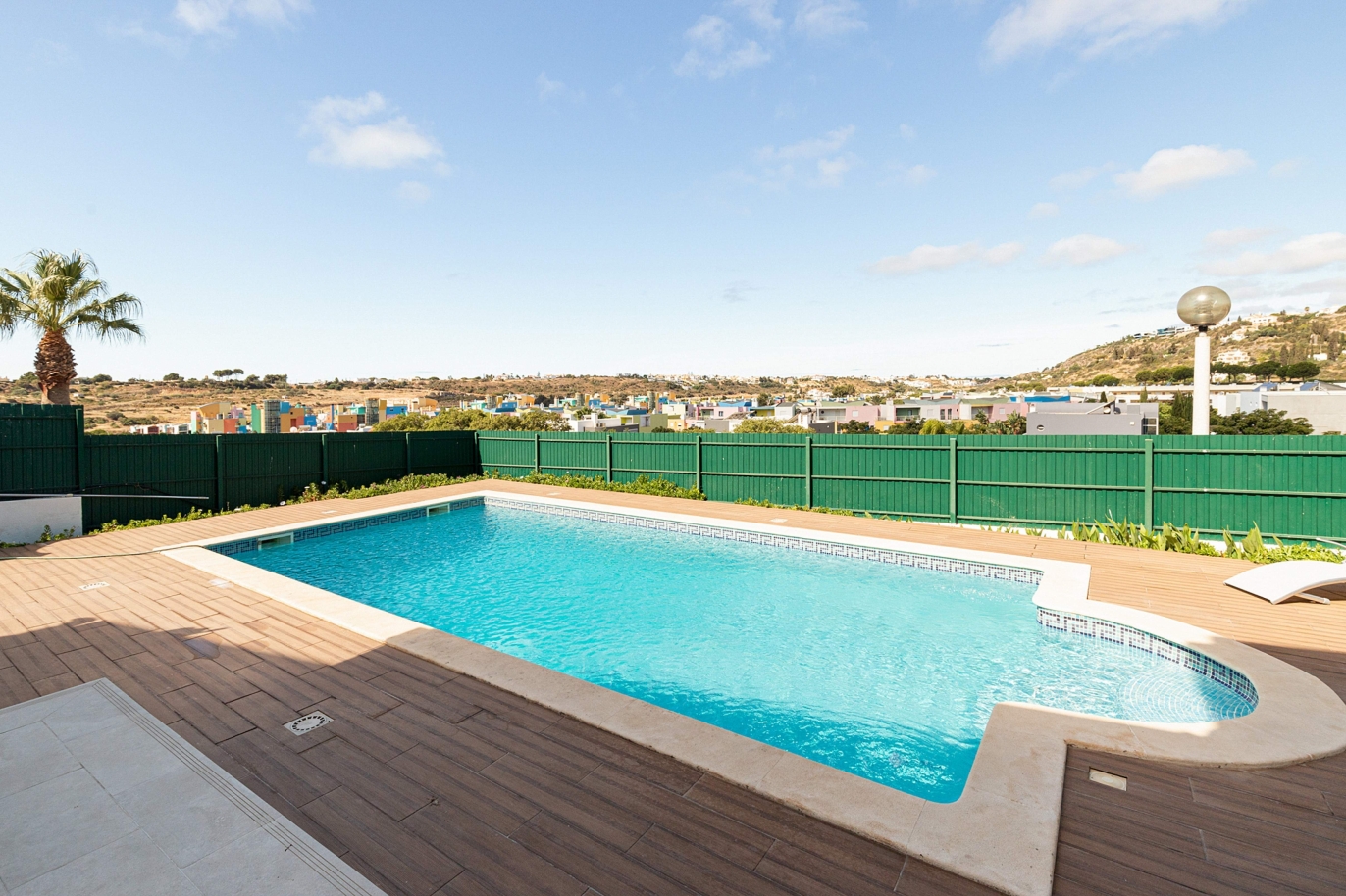 Villa de 3 dormitorios con piscina y jardín, Albufeira, Algarve_177048