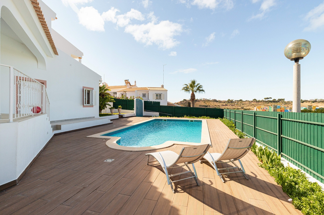 Villa de 3 dormitorios con piscina y jardín, Albufeira, Algarve_177049