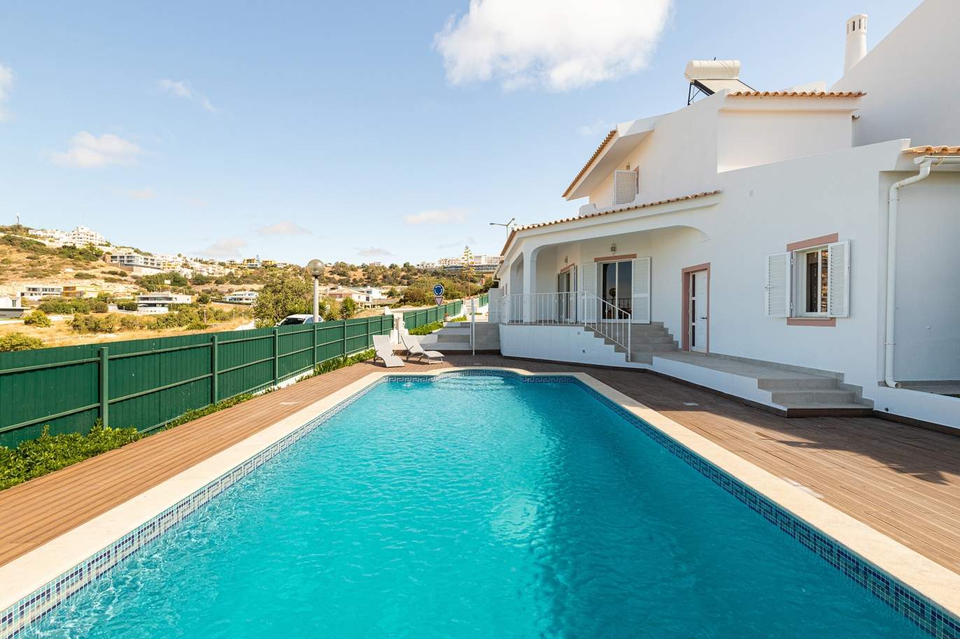 Villa de 3 dormitorios con piscina y jardín, Albufeira, Algarve_177050