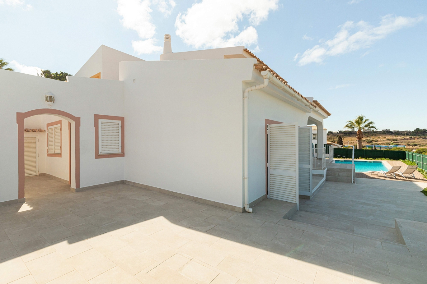 Villa de 3 dormitorios con piscina y jardín, Albufeira, Algarve_177052