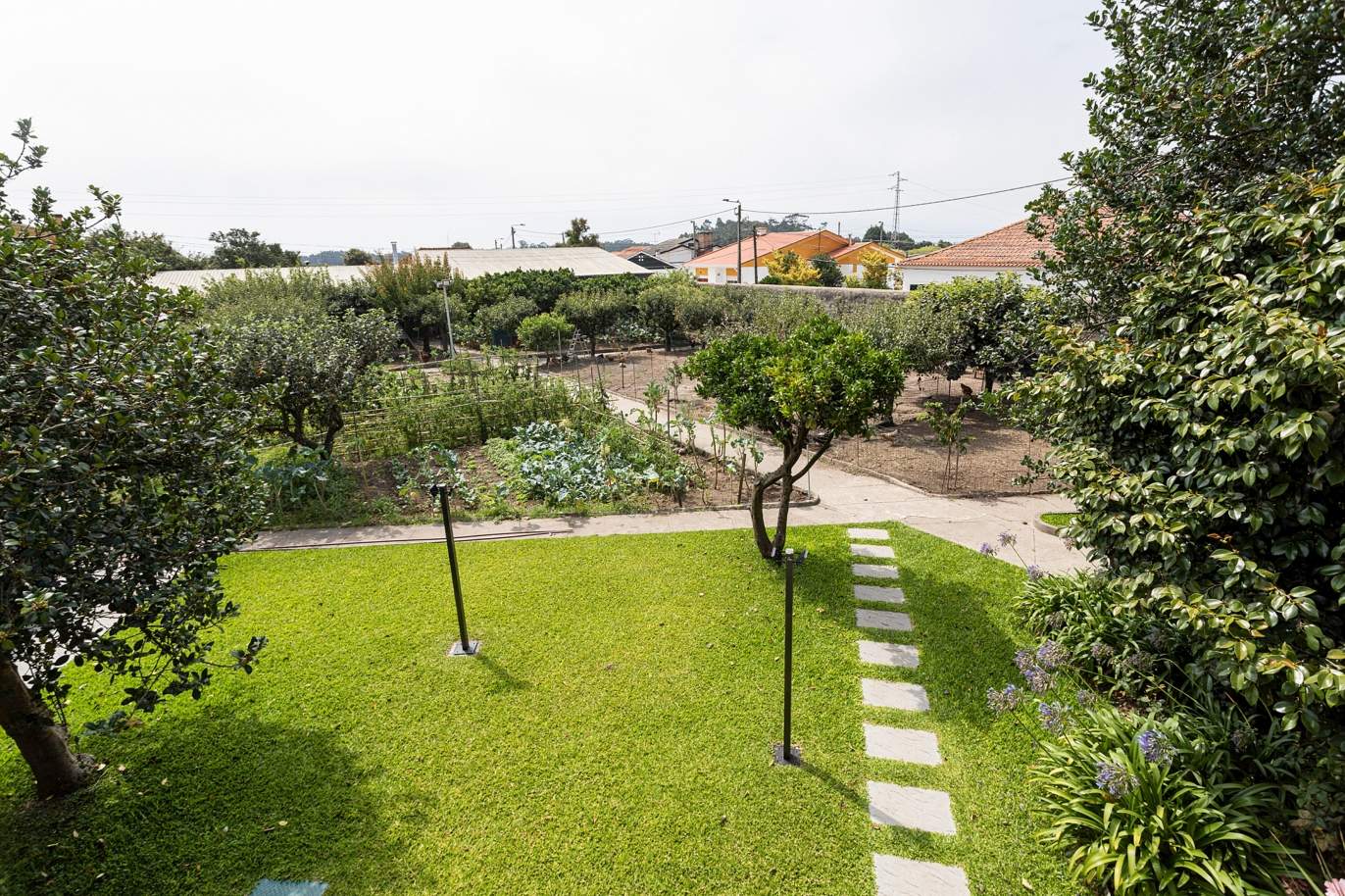 Renovated villa with garden for sale, close to the beach in Lavra, Porto, Portugal_177144