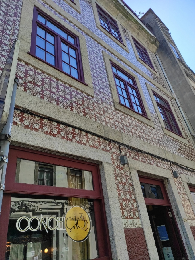 Rehabilitated building, for sale, in downtown Porto, Portugal_177378
