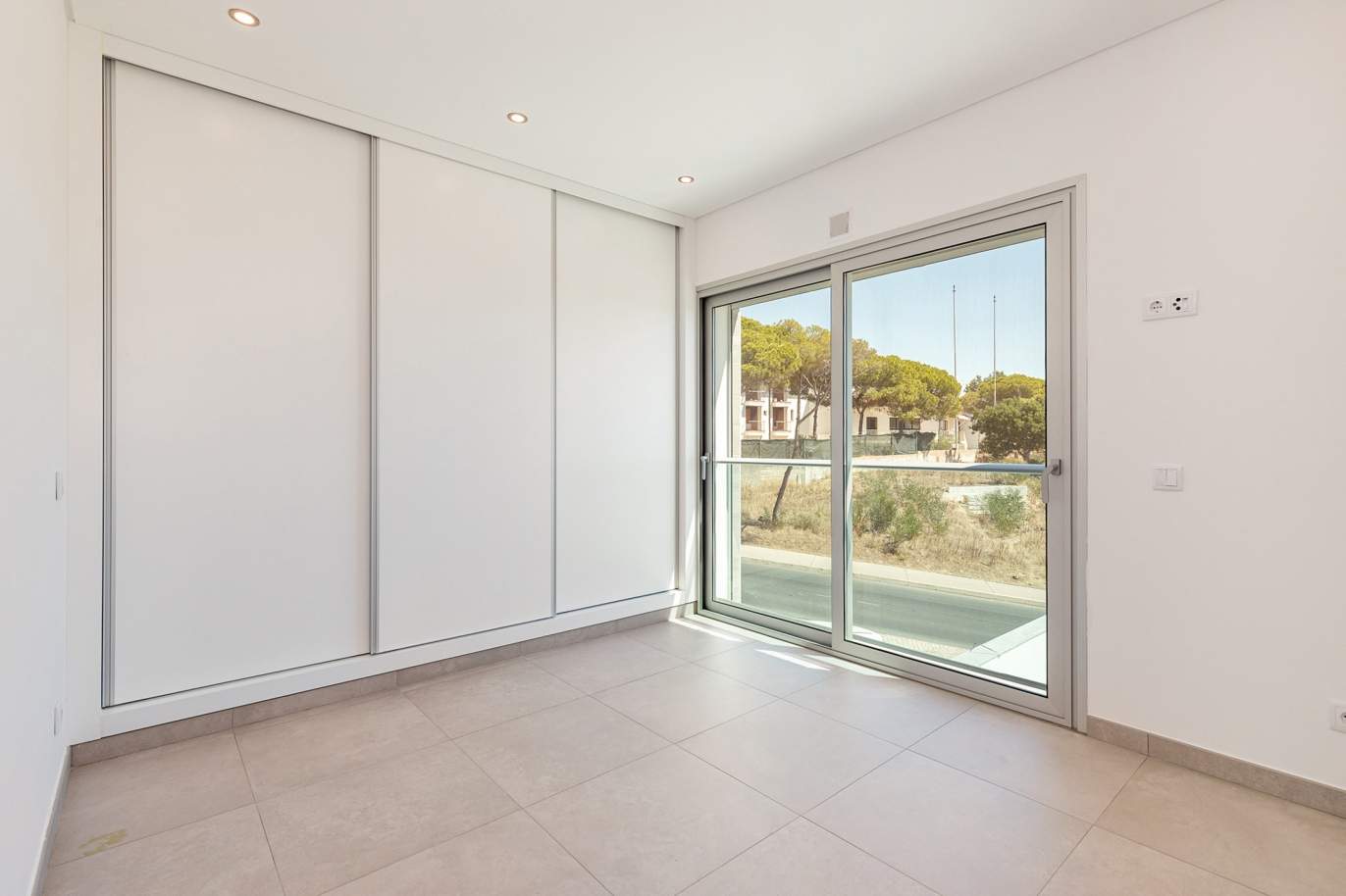 Moderno Apartamento T2, com vista mar, Albufeira, Algarve_178611