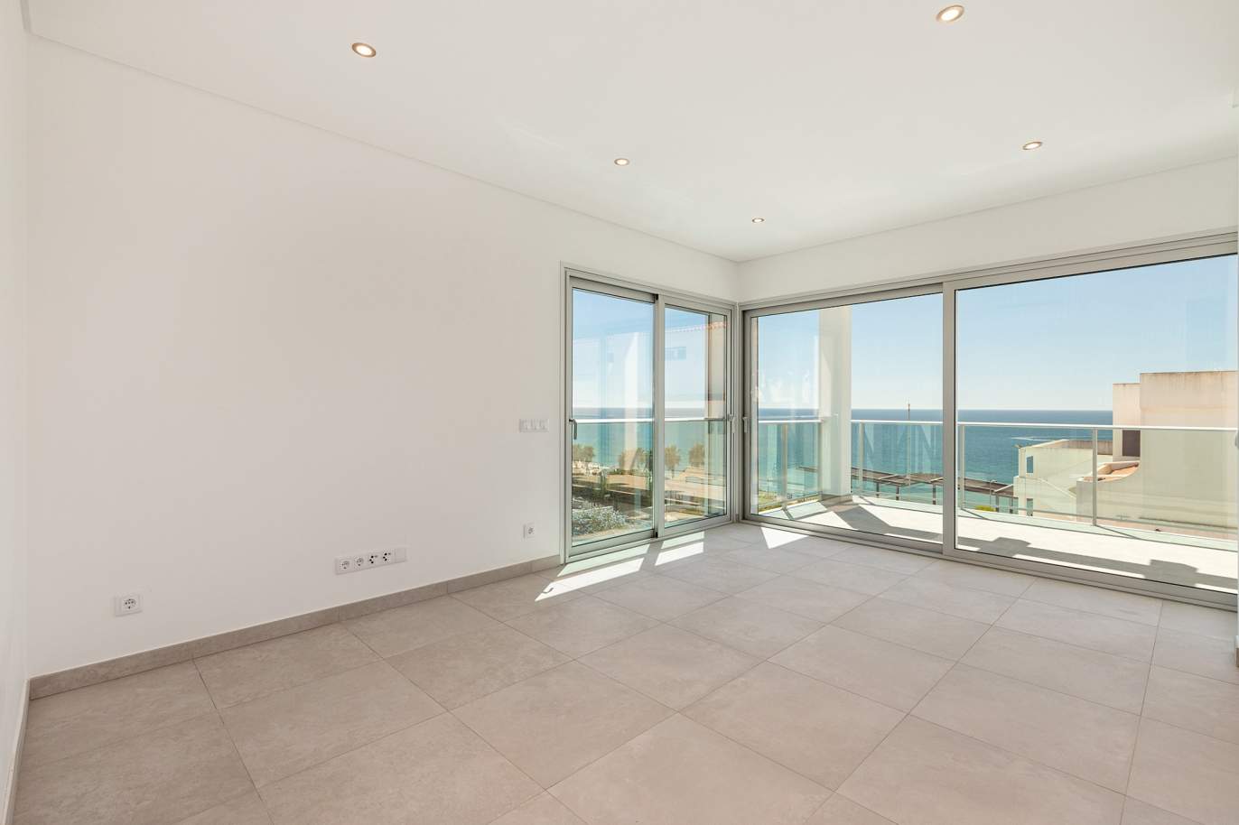 Moderno Apartamento T2, com vista mar, Albufeira, Algarve_178612