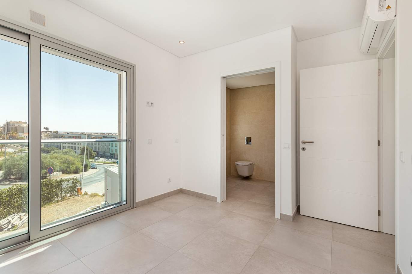 Moderno Apartamento T2, com vista mar, Albufeira, Algarve_178615