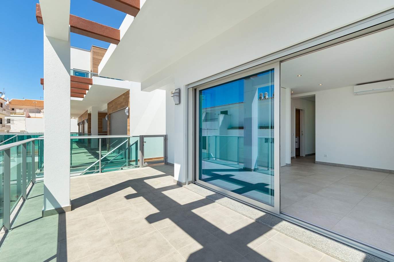 Moderno Apartamento T2, com vista mar, Albufeira, Algarve_178617