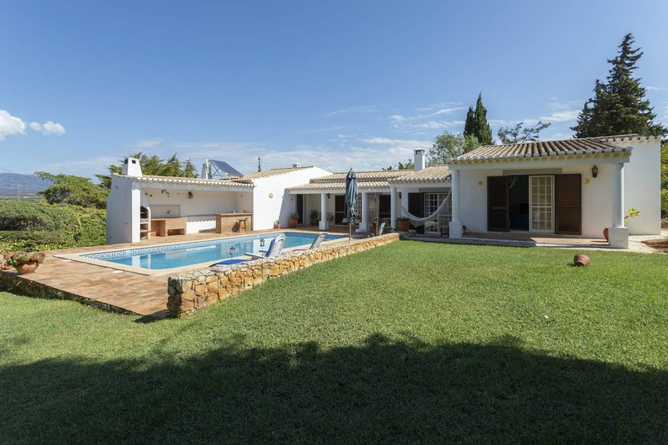 Maison à vendre avec piscine et jardin à Alvor, Algarve, Portugal_179714