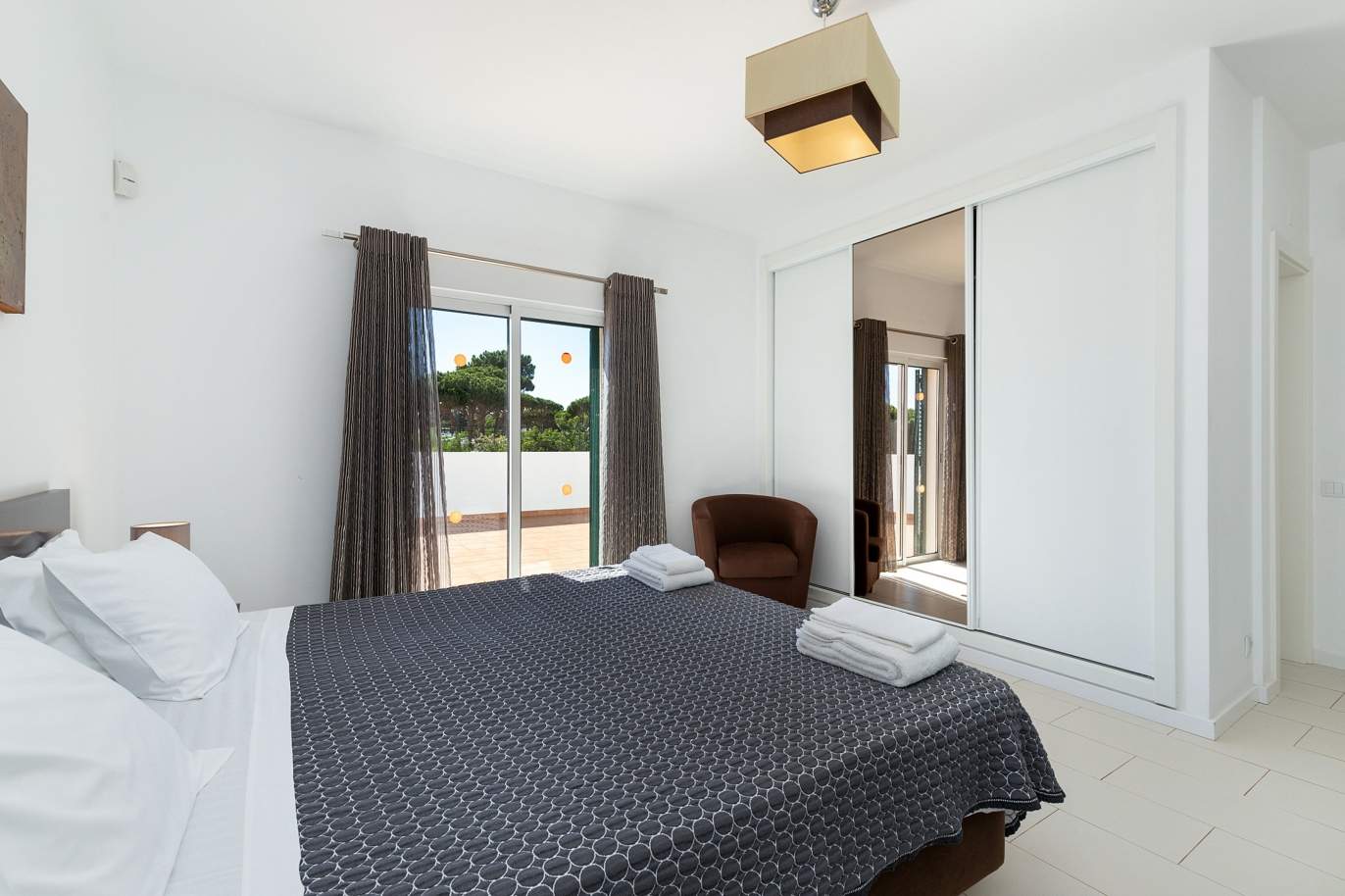 Villa mit 4 Schlafzimmern, mit Pool und Garten, Albufeira, Algarve_180572