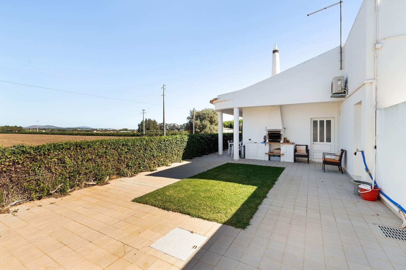 4 bedroom villa with pool and garden, Albufeira, Algarve_180587