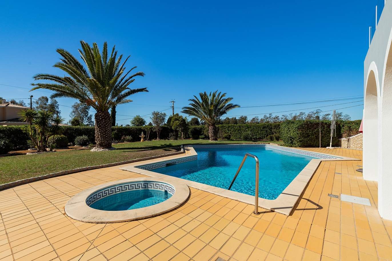 4 bedroom villa, completely renovated, Alvor, Algarve_180723
