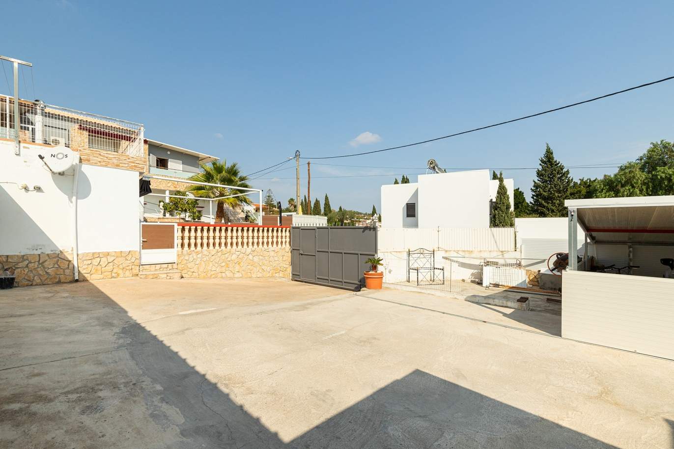 Property with several independent units, Loulé, Algarve_180773