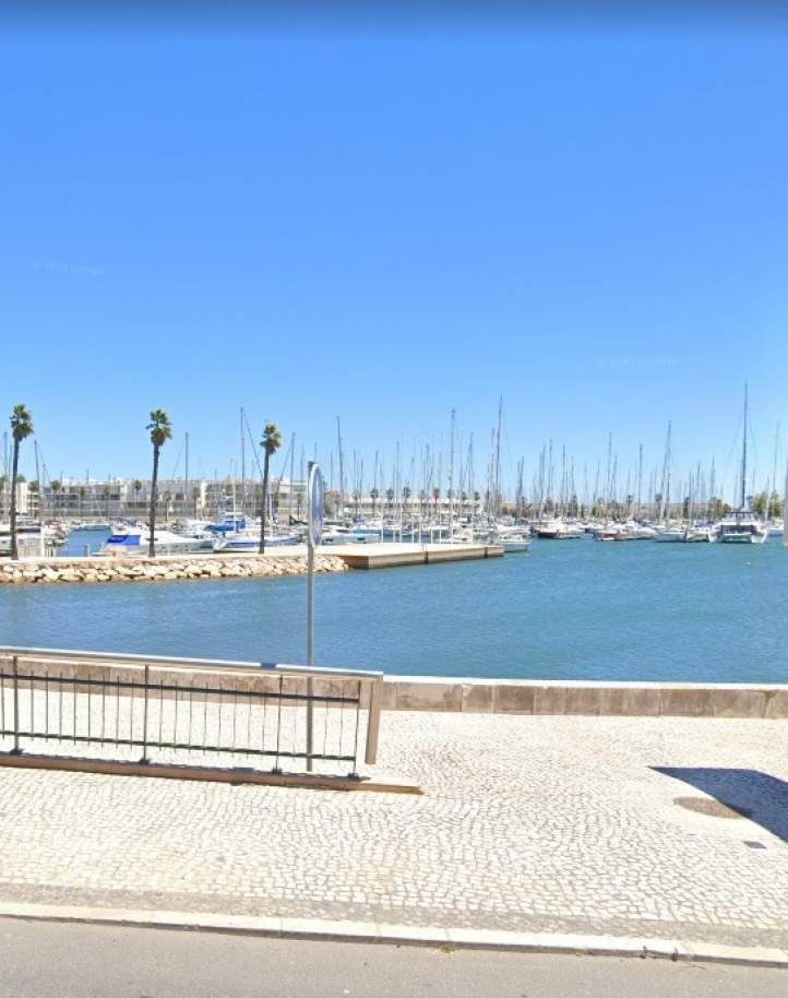 Piso de 4 dormitorios, con vistas al mar, condominio privado, Lagos, Algarve_180990